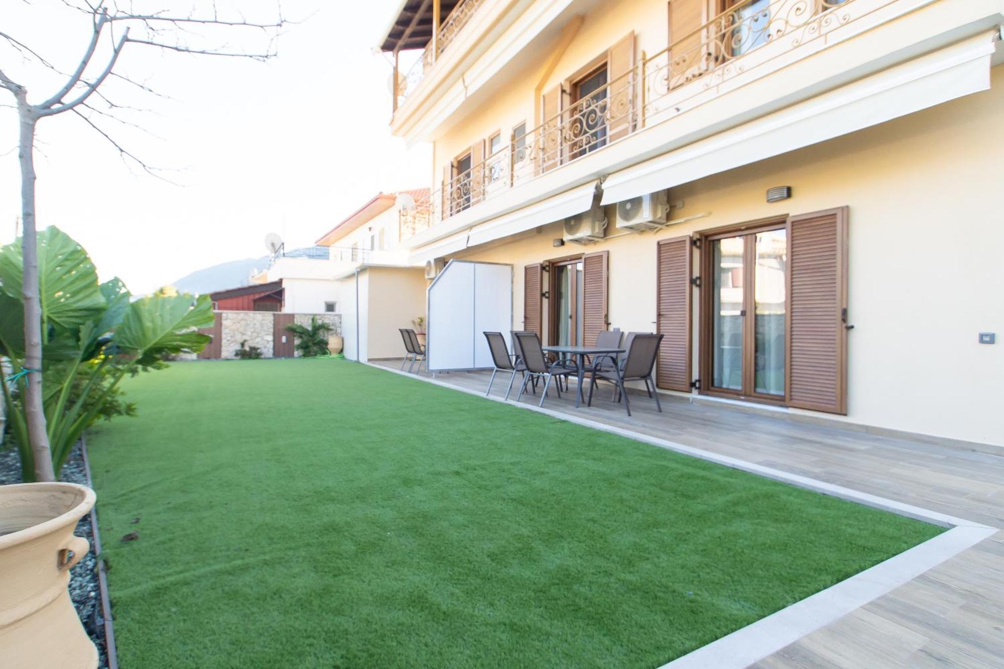 Elegance Suites Plataria Extérieur photo