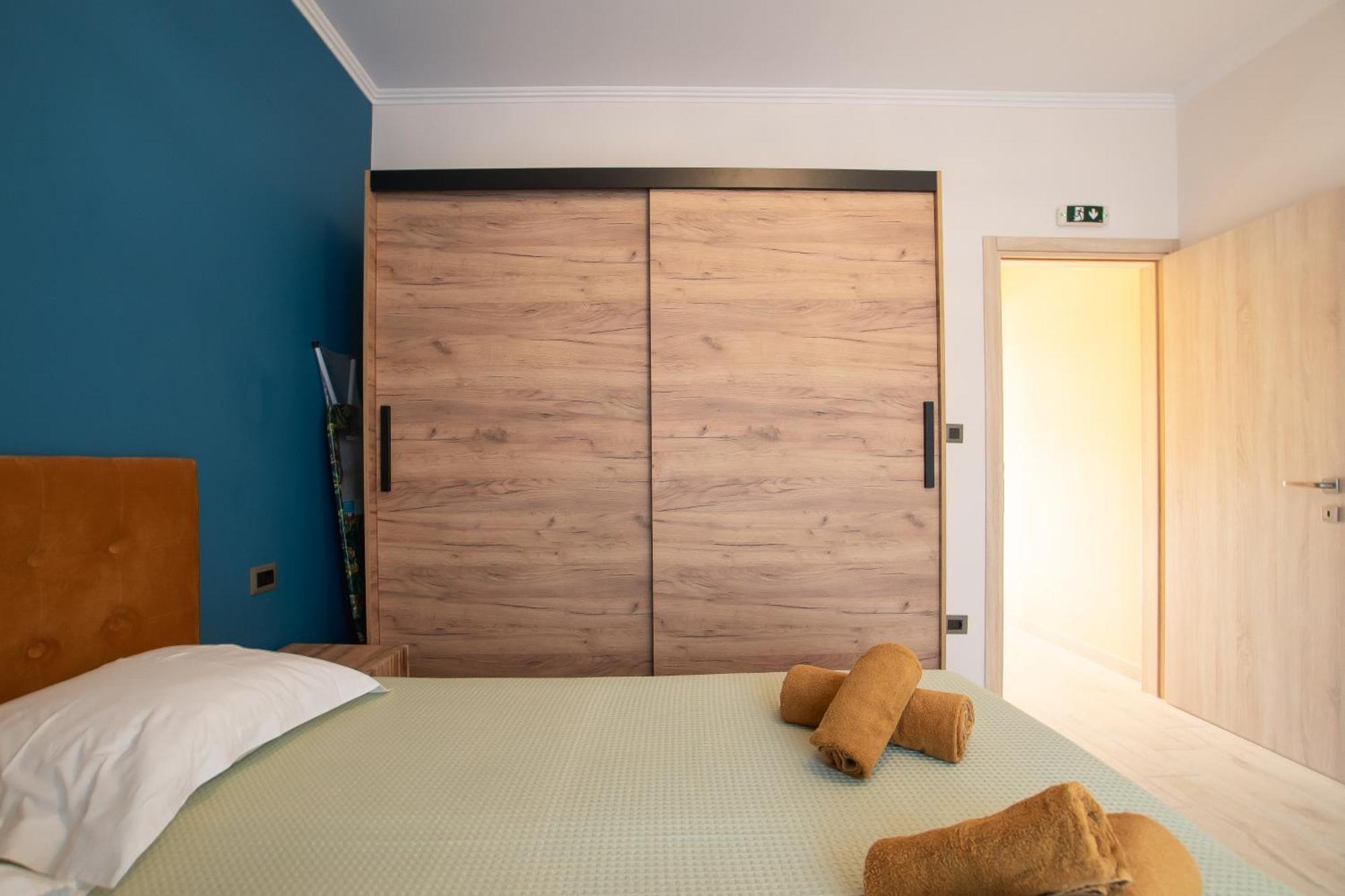 Elegance Suites Plataria Extérieur photo