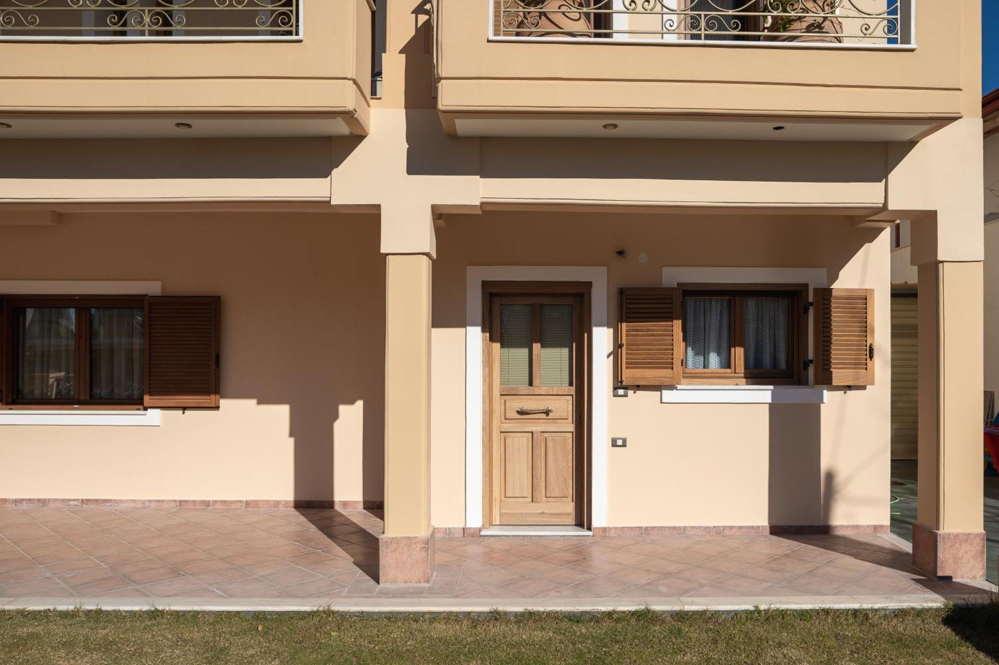 Elegance Suites Plataria Extérieur photo